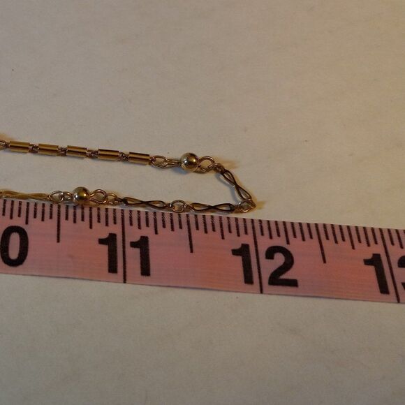 Gold tone Necklace - Picture 3 of 5